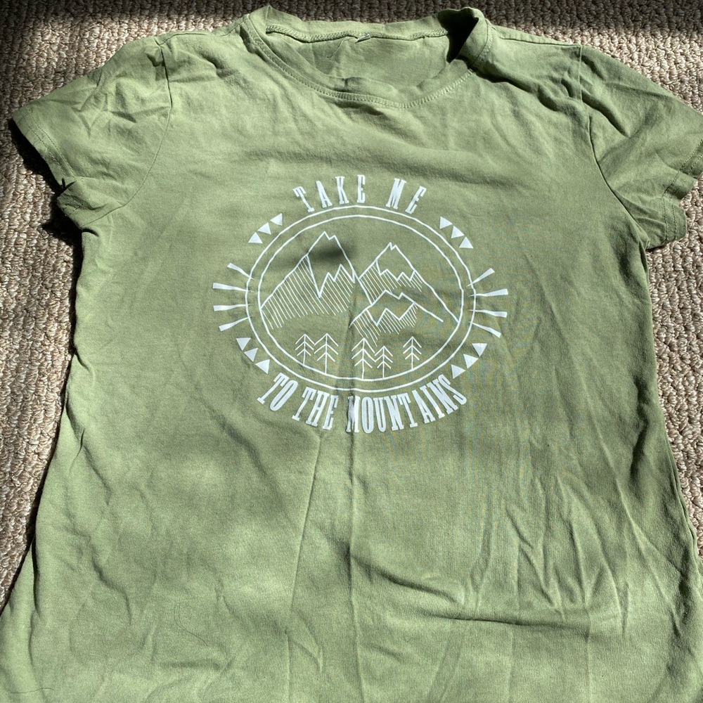 Green t shirt